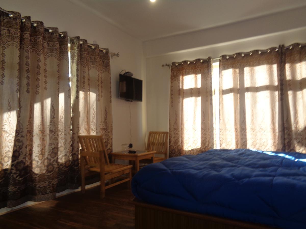 Hotel Wang Residency Лех Екстериор снимка