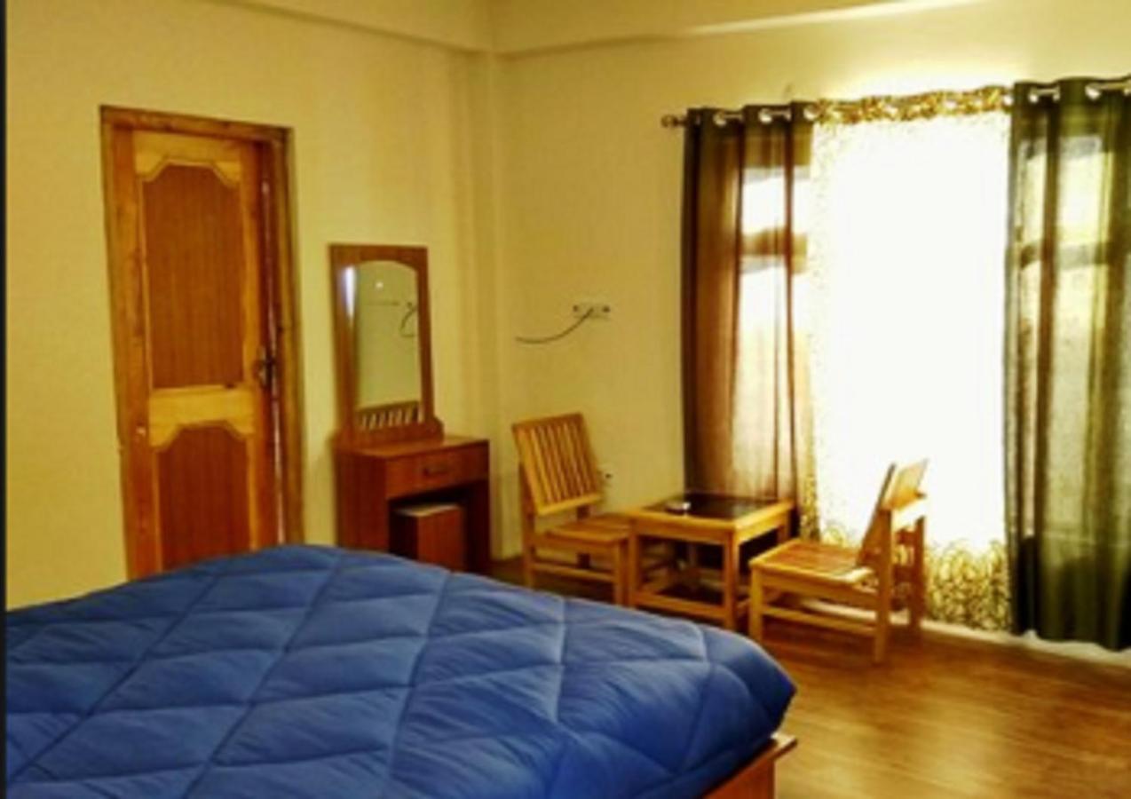 Hotel Wang Residency Лех Екстериор снимка